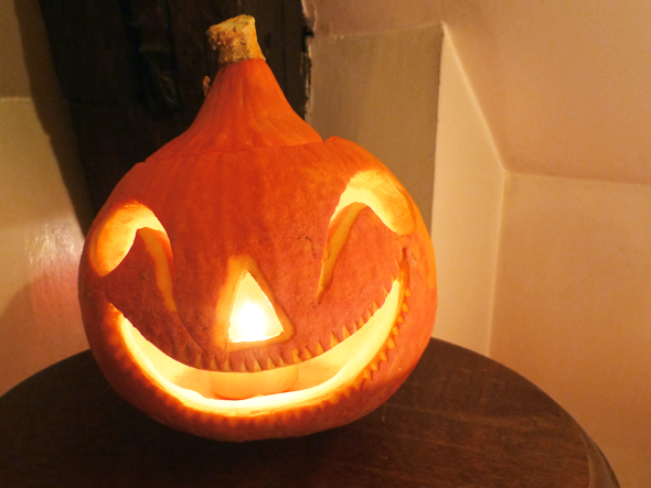 Whornat-Halloween02